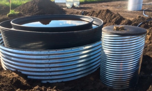 Aquatic mesocosm setup